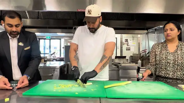 Video thumbnail for Most slices of celery sliced in 30 seconds  155 by Karma Grover