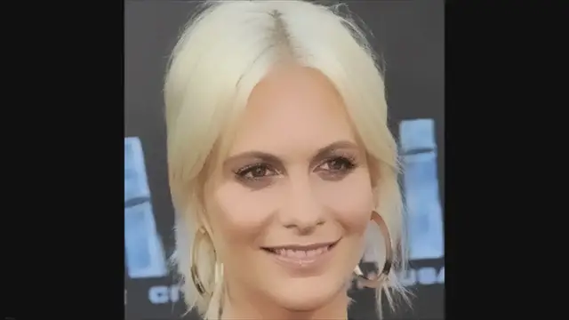 'Video thumbnail for Poppy Delevingne: The Accomplished Sister of Cara Delevingne'