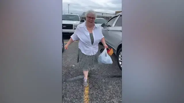 Video thumbnail for Grandma Can't Stop Belly Laughing At Her Prank Idea To Stick Eyes Around Supermarket | Happily TV