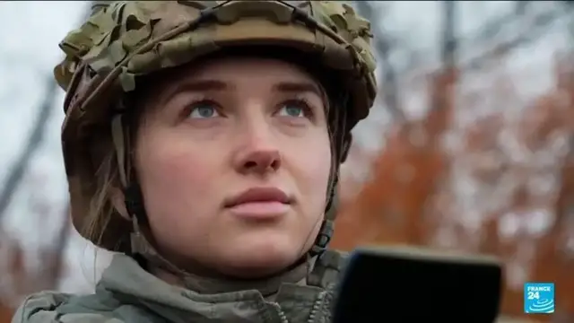 Video thumbnail for Ukraine's recruitment effort expands to women amid Russian invasion