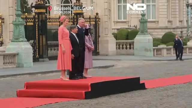 Video thumbnail for Belgian royals roll out red carpet for Japan's emperor