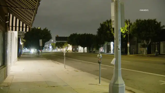 Video thumbnail for US, Los Angeles: Hancock Park LA City Installs More Speed Cameras.