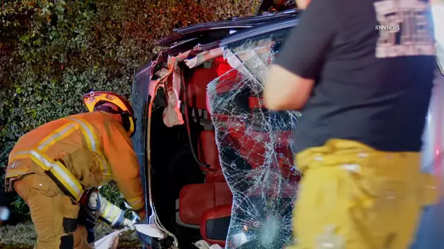 Video thumbnail for US, Los Angeles: Brentwood Extrication Crash.