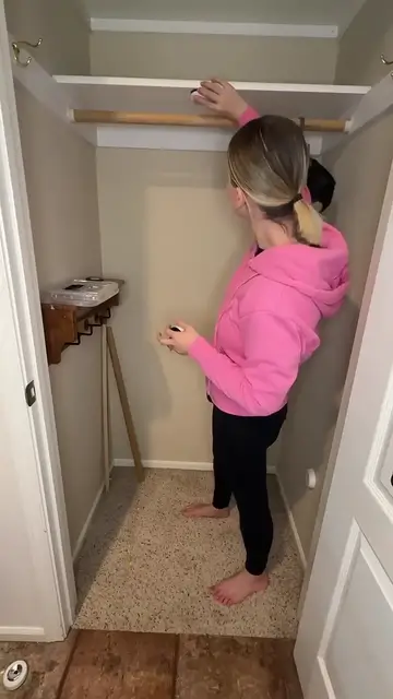 Video thumbnail for Day 7_30 Decluttering The ENTIRE House Before We Move-Small Entry Way Closet _decluttering(720P_HD)