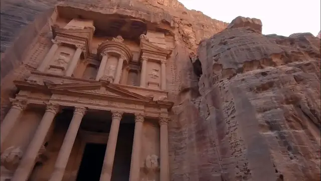 Video thumbnail for Petra   Wonders of the world