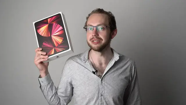 Video thumbnail for Apple iPad Pro M1 2021: Unboxing & Erster Eindruck | Deutsch