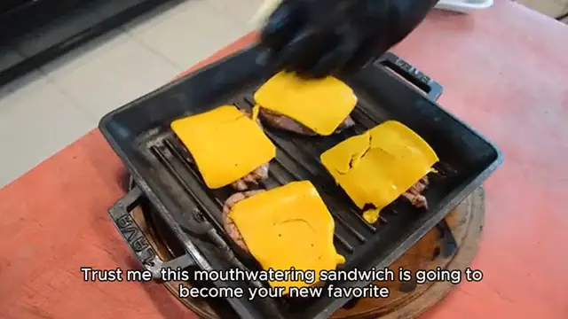 Video thumbnail for Creamy Avocado Grilled Cheese Recipe