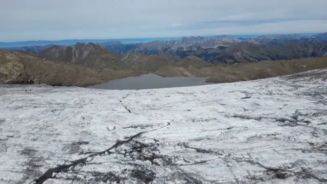 Video thumbnail for ‘Catastrophic year’ as Swiss glaciers lose 5% of ice after heatwaves