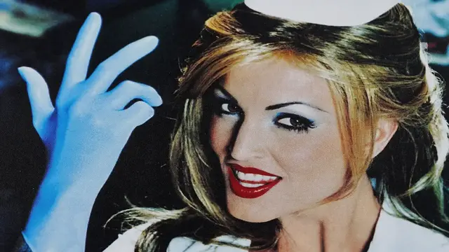 Video thumbnail for Whatever Happened To These Iconic Video Vixens?