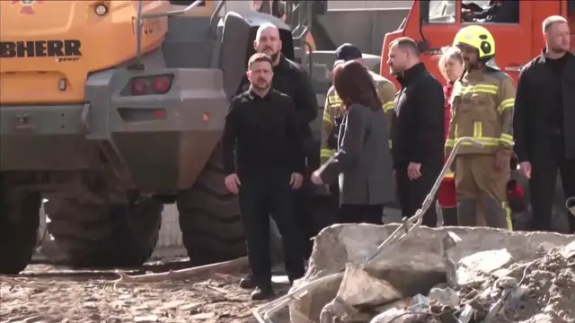 Video thumbnail for Kyiv residents call for protection after deadly missile strike