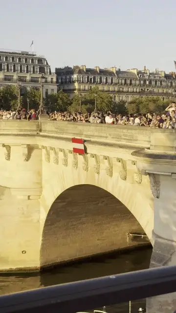 Video thumbnail for Crowds on Pont Neuf Watching a Solar Eclipse in Paris