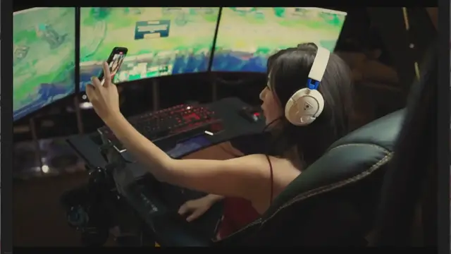 Video thumbnail for The Downfall of Mobile Gaming: A Closer Look at the Industry