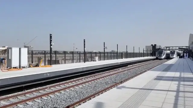 Video thumbnail for UAE: UAE launches first passenger railway with Chinese firms involved in construction.
