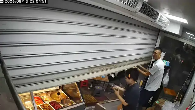 Video thumbnail for Man Accidentally Closes Shop Shutter While Helping Out