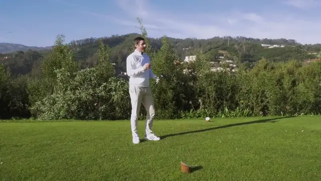 'Video thumbnail for How To Hit The 6 Most Impressive Shots In Golf'