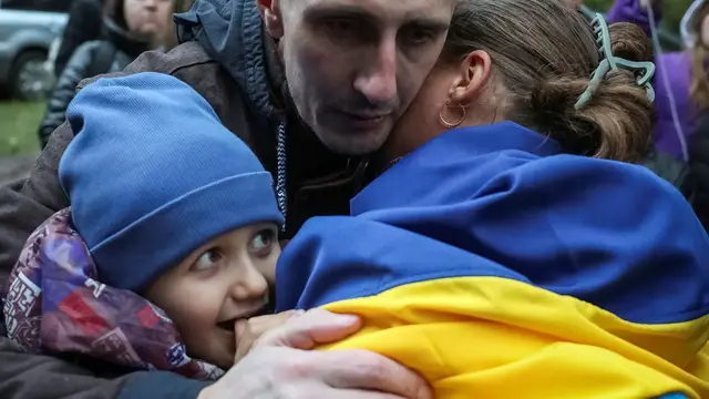 'Video thumbnail for Ukraine and Russia prisoner exchange: Hopeful families wait for loved ones'