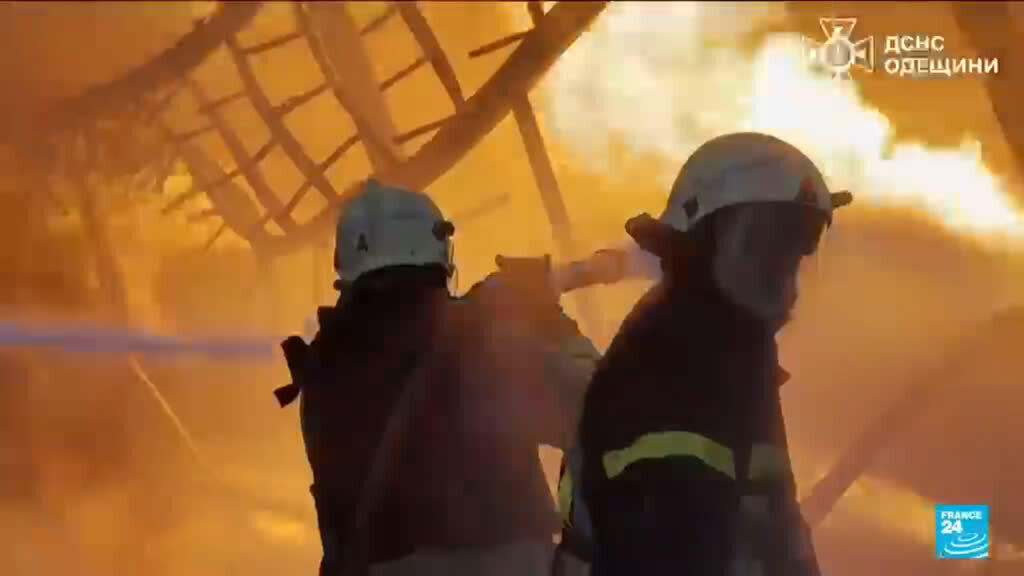 Video thumbnail for Russia, Ukraine to begin Orthodox Easter truce