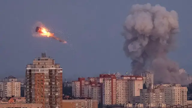 'Video thumbnail for Russia launches largest drone attack of Ukraine war, gov’t building in Kyiv struck'