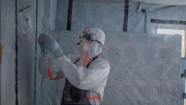 Video thumbnail for Worst Ebola outbreak in DR Congo’s history spreads fast amid chaos