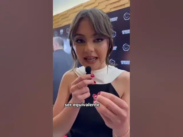 'Video thumbnail for Entrevistamos Klara Castanho durante o tapete vermelho de Apanhador de Almas'