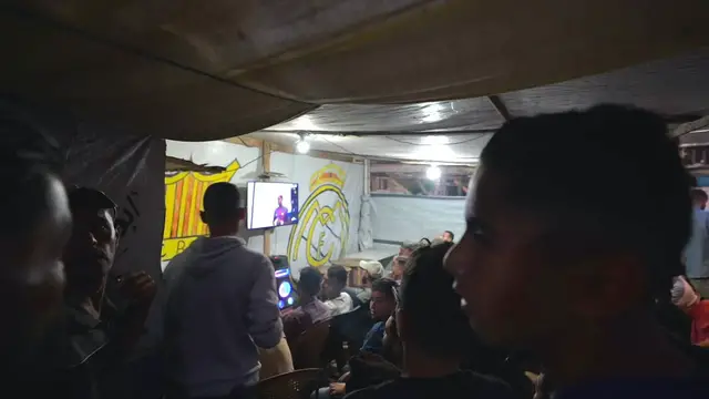 'Video thumbnail for Gaza cafe rebuilt from rubble brings football fans together for La Liga’s El Clasico'