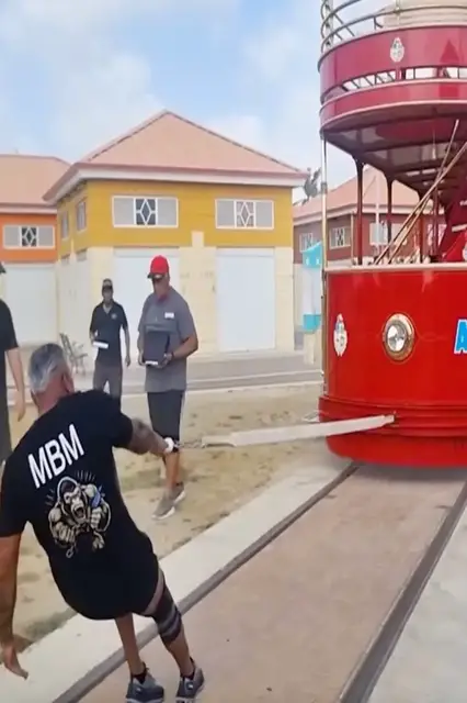 'Video thumbnail for Fastest 20m tram pull with one finger (male) - 38.6 seconds by Egmond Molina'