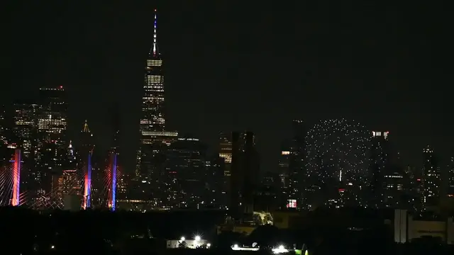 Video thumbnail for NY: Fourth of July Fireworks Seen From Queens Borough In NYC 2.