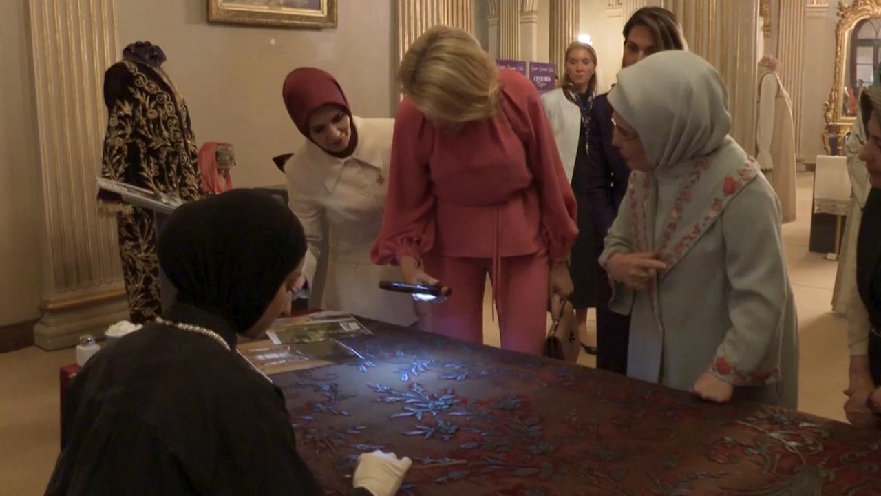 Video thumbnail for Türkiye: Turkish first lady Emine Erdogan hosts Belgium’s Queen Mathilde in Istanbul.