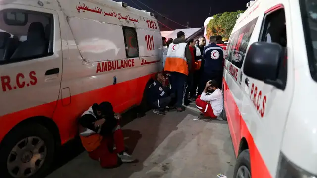Video thumbnail for ‘Unprecedented’: Video shows last moments of Gaza medics killed by Israel