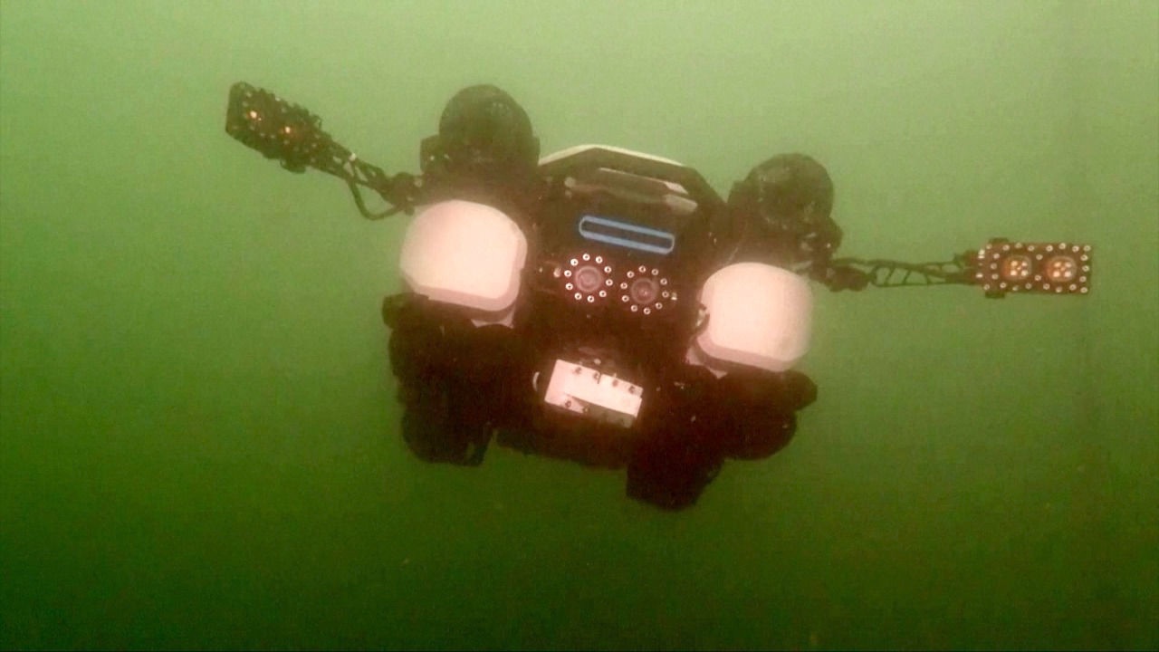 Video thumbnail for Meet the autonomous sonar-powered underwater rescue robot