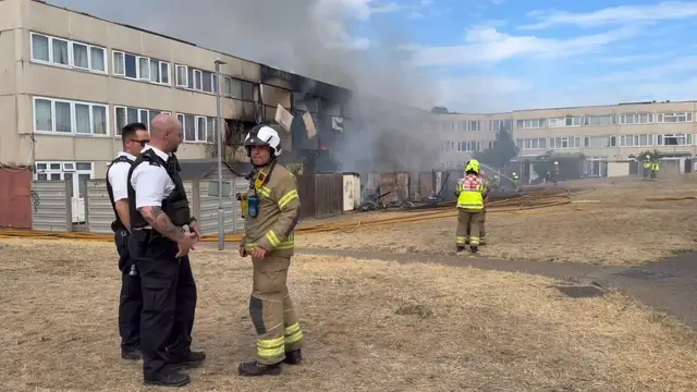 Video thumbnail for UK: Firefighters tackle large blaze at building in south London.