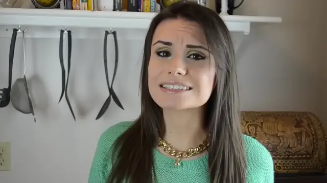 'Video thumbnail for How to Make Crispy Kale Chips   HEALTHY SNACKS(720P HD)'