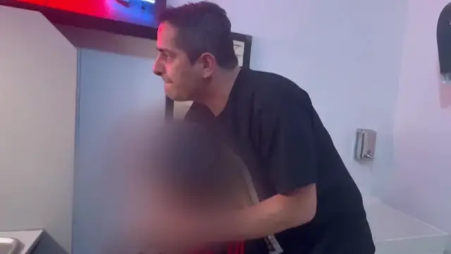 'Video thumbnail for Fentanyl overdoses surge in Mexico as group smuggles life-saving meds from US'