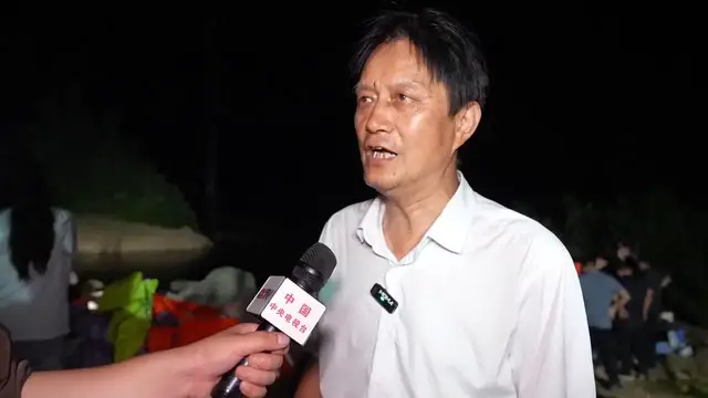 Video thumbnail for China: Levee breaches sealed in flood-hit Henan.