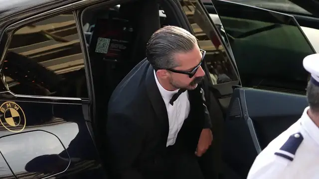 Video thumbnail for UNCAPTIONED: FKA Twigs settles lawsuit against Shia LaBeouf.
