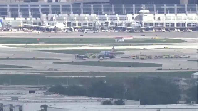 Video thumbnail for Flight from LGA lands in Chicago with 2 blown tires