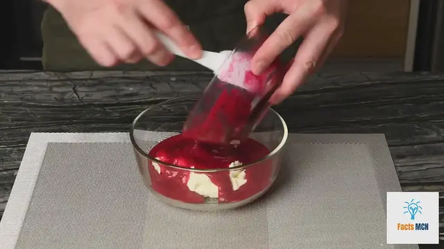 Video thumbnail for Savor the Exotic Flavors of Dragon Fruit Cream Delight!