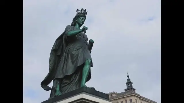 Video thumbnail for What is the nickname of Molly Malone's statue What does Molly Malone stand for