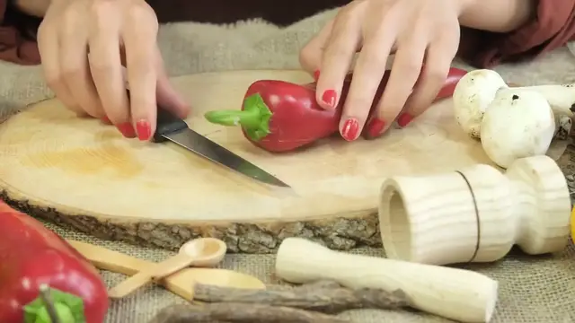 Video thumbnail for Food Storage Crafted from the Meals Your Family Adores