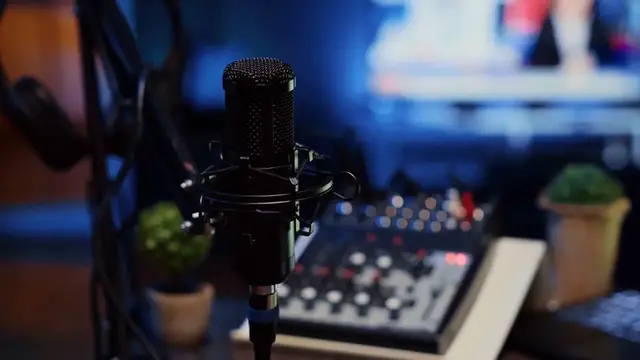 Video thumbnail for Unleash Clear Sound: ASMUSE Wireless Bluetooth Lavalier Microphone for Seamless Audio Experience