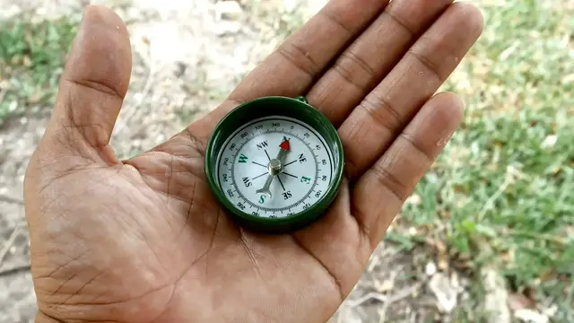 Video thumbnail for Online Compass - Live and Free Compass to Find North Direction