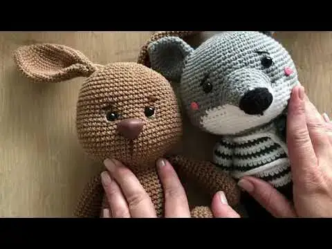 Video thumbnail for Como fazer CROCHE -  ponto X e ponto V