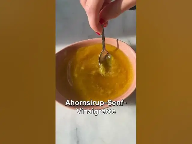 Video thumbnail for der PERFEKTE Salat für kalte Wintertage 😊 #shorts