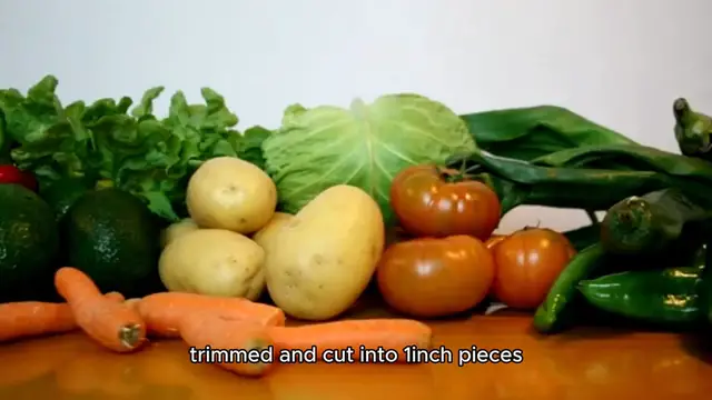 Video thumbnail for slow cooker beef stew recipe