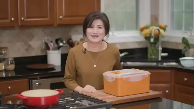 'Video thumbnail for How to make your best kimchi jjigae (kimchi stew)! It's so flavorful, warming, and comforting! (720p 30fps)'