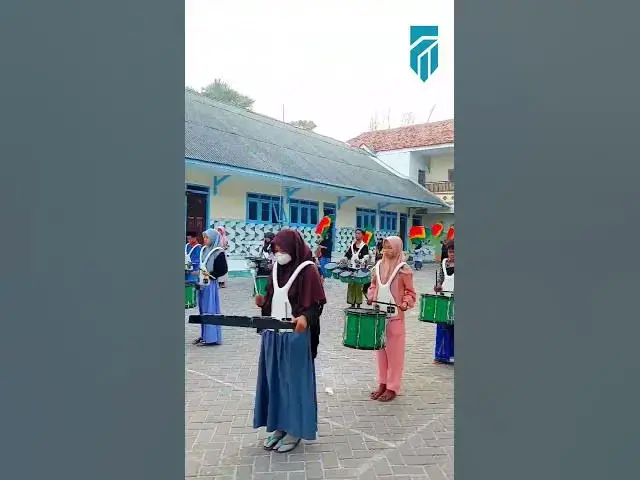 'Video thumbnail for Aktifkan Siswa Dalam Bidang Seni, Yasros Gelar Latihan Drum Band'