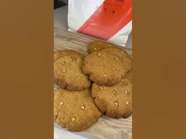 Video thumbnail for White Gold Protein Cookies🍪⁣ | Myprotein