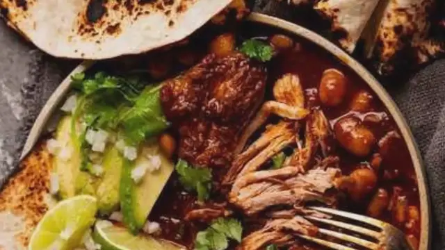 Video thumbnail for Spicy_Chipotle_Pork_Stew