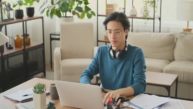 Video thumbnail for The Impact of AI on Creative Industries: Can Machines Create Art?