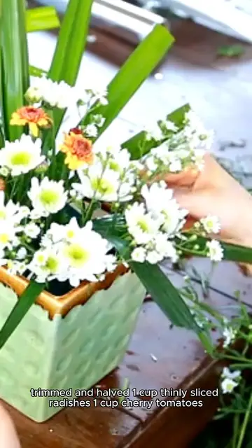 Video thumbnail for Spring Green Salad